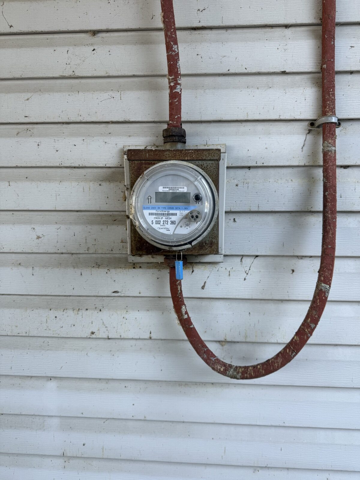 Old electrical service before cottage electrical update